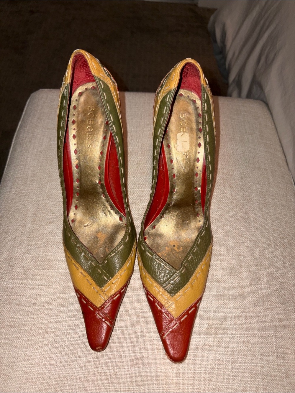 BCBGirls Vintage Colorblock Leather Pointed Toe Pumps Heels Size 9B / 38 - Picture 2 of 11